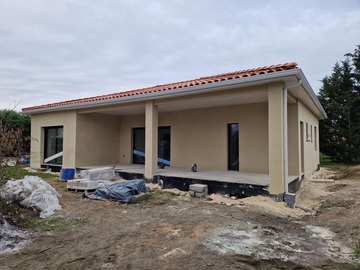 Chantier sur une maison neuve à Lavernose-Lacasse